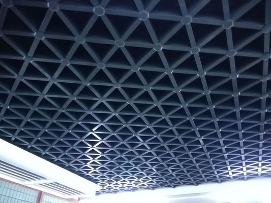 Lantai langit-langit logam sel terbuka segitiga Lantai langit-langit grille logam aluminium