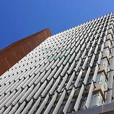 Kerai Modern Aluminium Vertikal Sun Louver Untuk Bangunan Dekoratif
