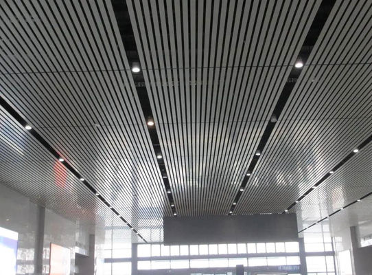 Linear U Strip Plafon Aluminium Strip 85mm Lebar Panel Strip Warna Perak