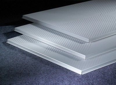 600x600mm Aluminium Berbaring Di Plafon Tebal 0,5mm Untuk Pusat Konvensi