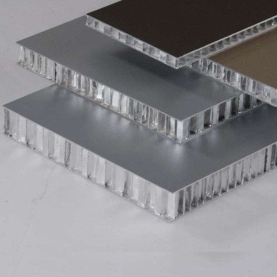 Waterproof 1500x2000mm Aluminium Honeycomb Panel 0.7mm Tebal