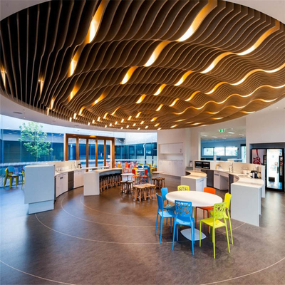 2mm Ketebalan Aluminium Baffle Wave Ceiling Untuk Gedung Perkantoran
