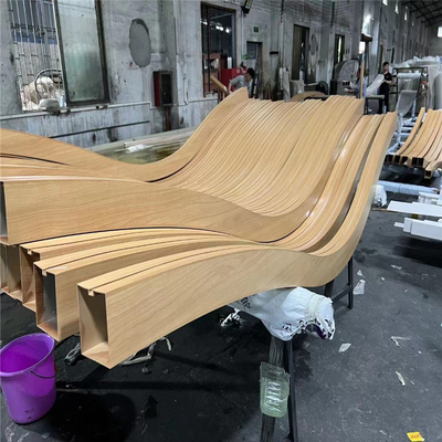 Wood Grain Color Aluminium Wave Baffle Blade 3mm Untuk Dinding Dan Plafon