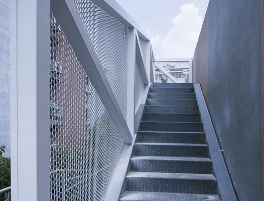 Pengurangan Kebisingan Aluminium Metal Expanded Mesh Panel Untuk Bangunan Pabrik