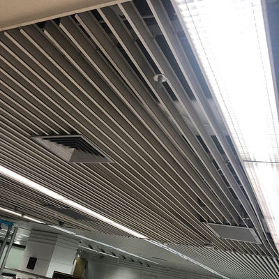 Plafon Layar Aluminium B Tahan Api 200x3000mm Untuk Dekorasi Dinding Eksterior