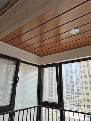 Plafon H-Strip Aluminium 300x3000mm Untuk Dekorasi Dinding Pusat Konvensi