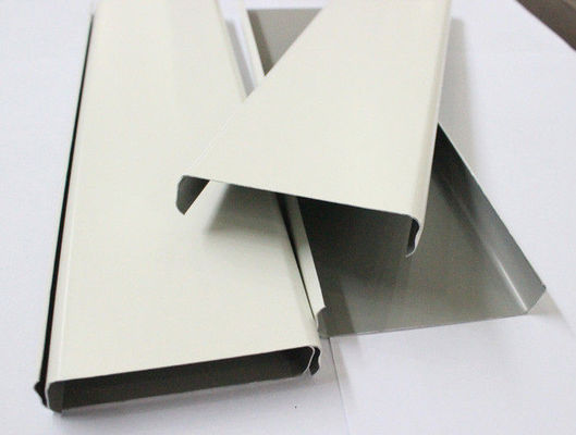 85mm Aluminium Metal Ceiling Untuk Kolam Renang Aluminium U Strip Ceiling Panel