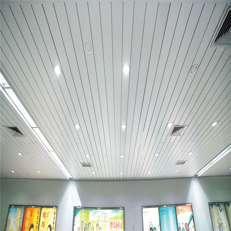 Langit-langit Logam Aluminium Panel Langit-langit G-Strip Berlubang Aluminium