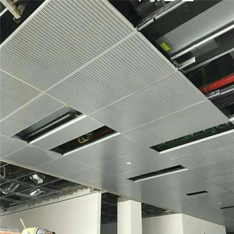 600x1200mm Kait Pada Ubin Langit-langit Berlubang Akustik Tebal 0,7mm