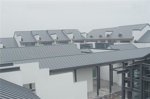 Sine Wave 600x630x2.0mm Panel Bergelombang Aluminium Dengan Perforasi Diameter 10mm