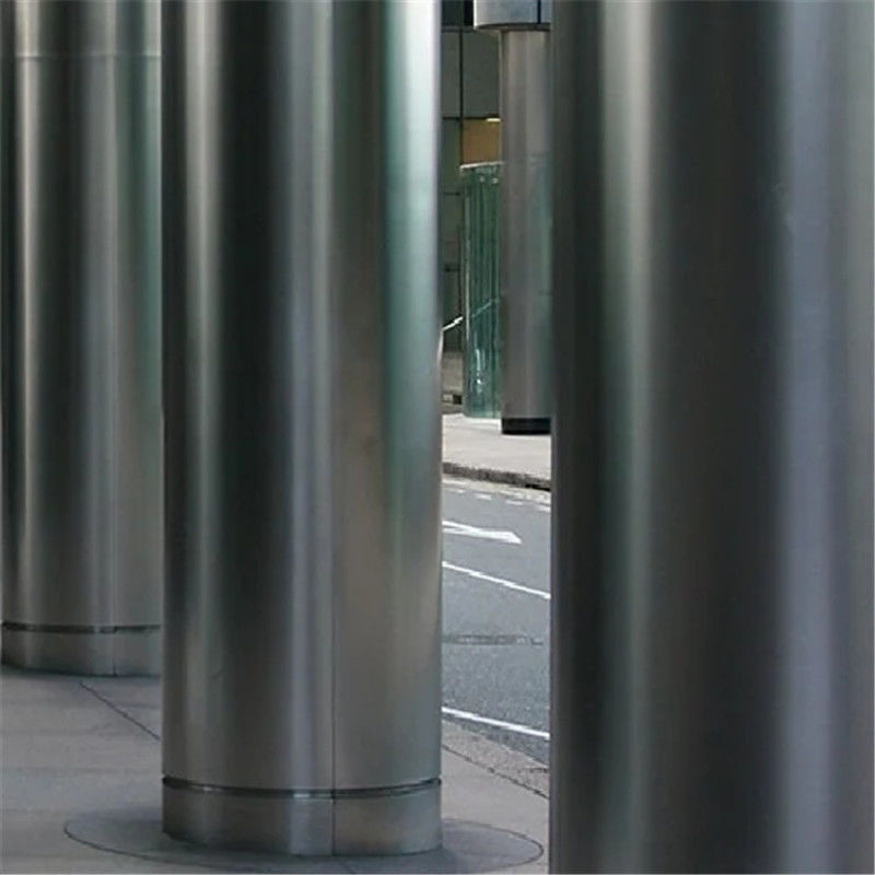 Warna Hitam Garis Rambut Selesai Panel Aluminium Kolom Cladding Tebal 2.85mm