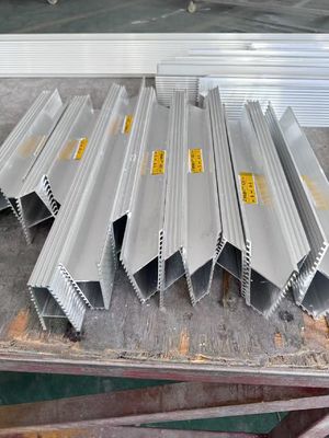 Profil Aluminium Bentuk C Profil Metal Strip Ceiling Proof